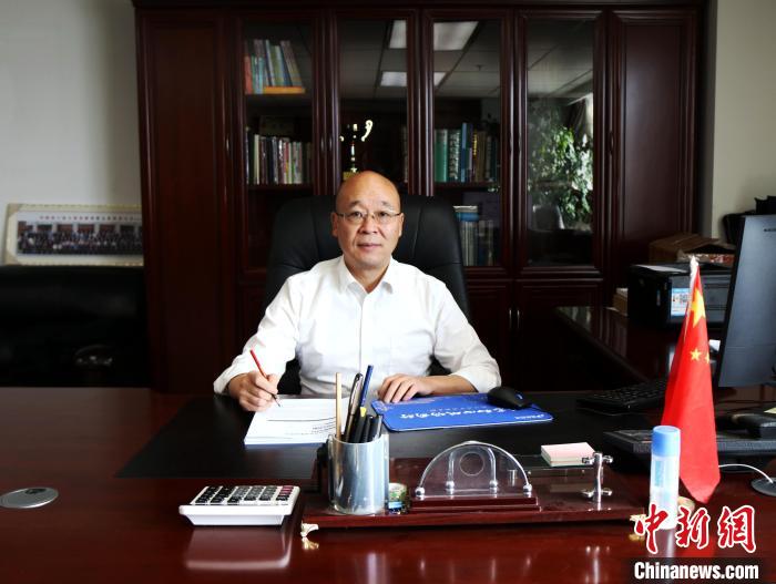 （兩會(huì)聲音）全國政協(xié)委員王昆：建議氫能源列車落地青藏高原，打造低碳“天路”
